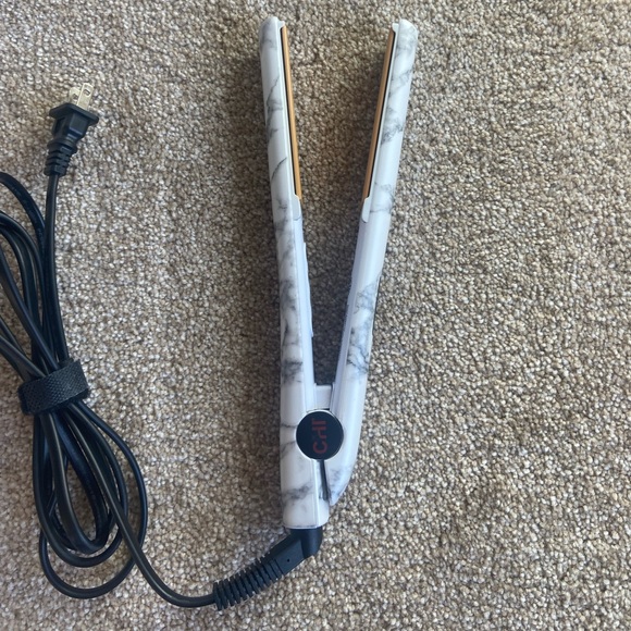 CHI Original Digital Ceramic Hairstyling Iron 1" - Picture 5 of 6